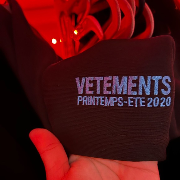 VETEMENTS BLK N BLUE ECSTASY HOODIE 2020 SPRING MEDIUM HOODIE - Picture 4 of 16